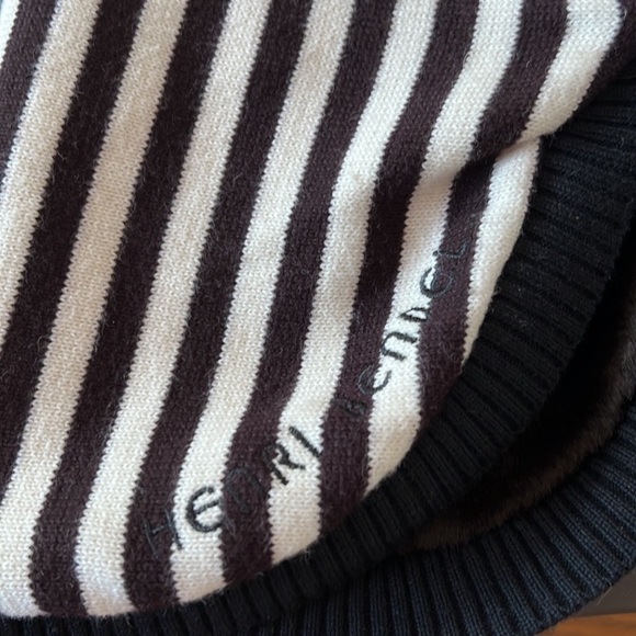 Henri Bendel dog outfit - Picture 5 of 7